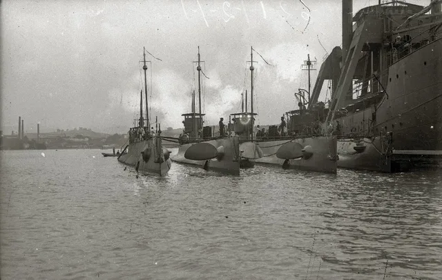 Spanish B-class submarine