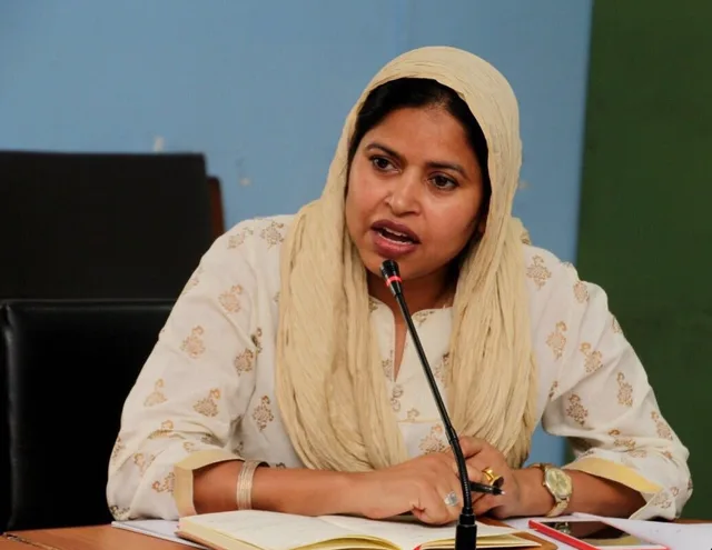 Mohna Ansari