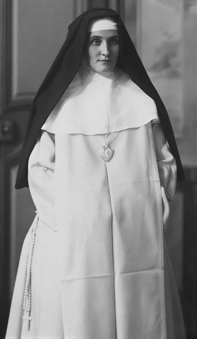 Mary of the Divine Heart