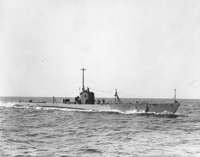 USS Dolphin (SS-169)
