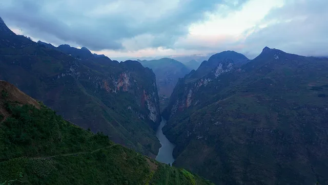 Tú Sản Canyon