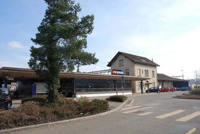 Niederglatt railway station