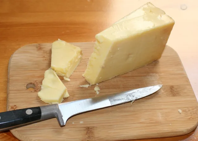 Queso Cheddar