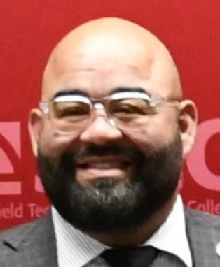 Adam Gomez