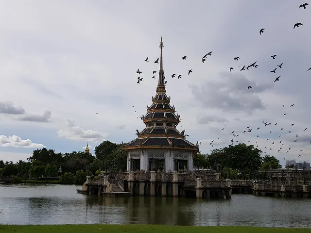 Bang Si Mueang