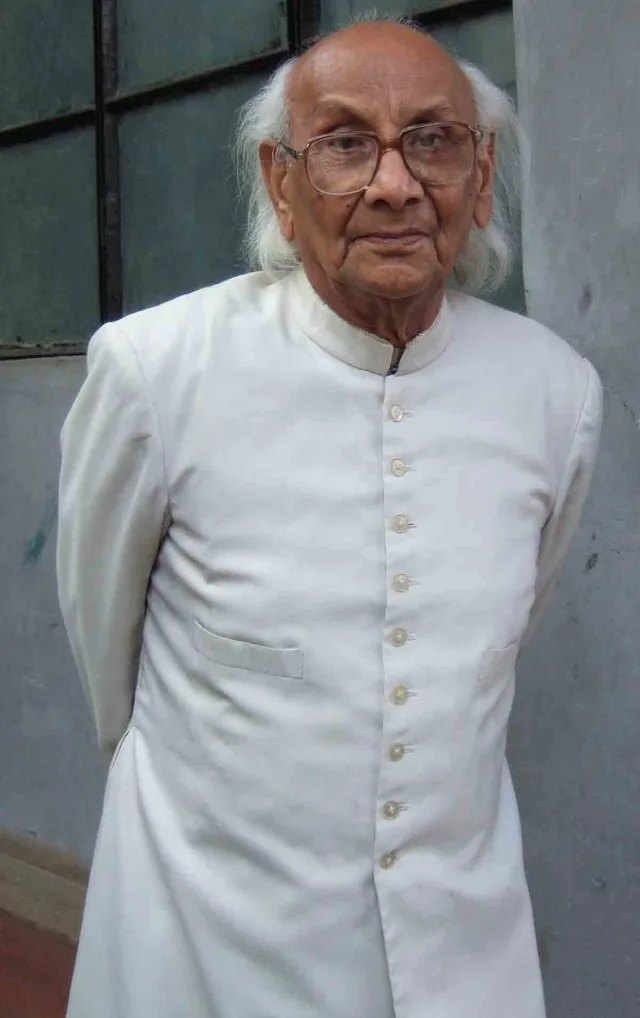 Abdul Qavi Desnavi
